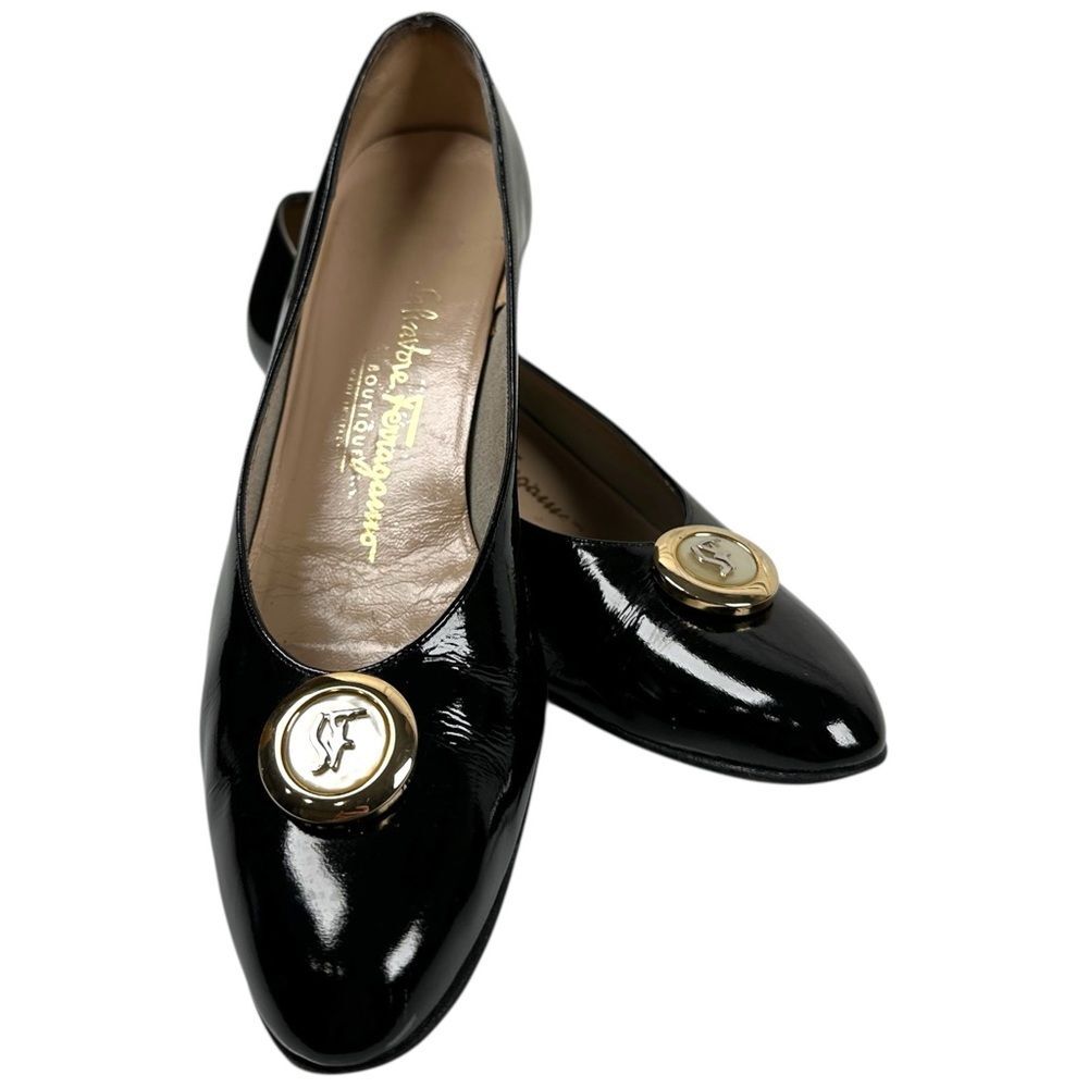 Salvatore Ferragamo Black Leather Gold Logo Embellished Short Heel Pump Size 8.5